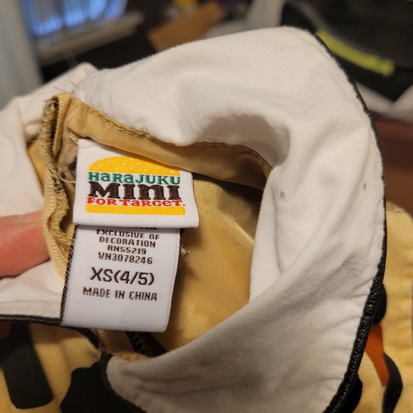 3 dresses, 4 tanks, 2 shirts, 2 tutus and tights. - Picture 8 of 10